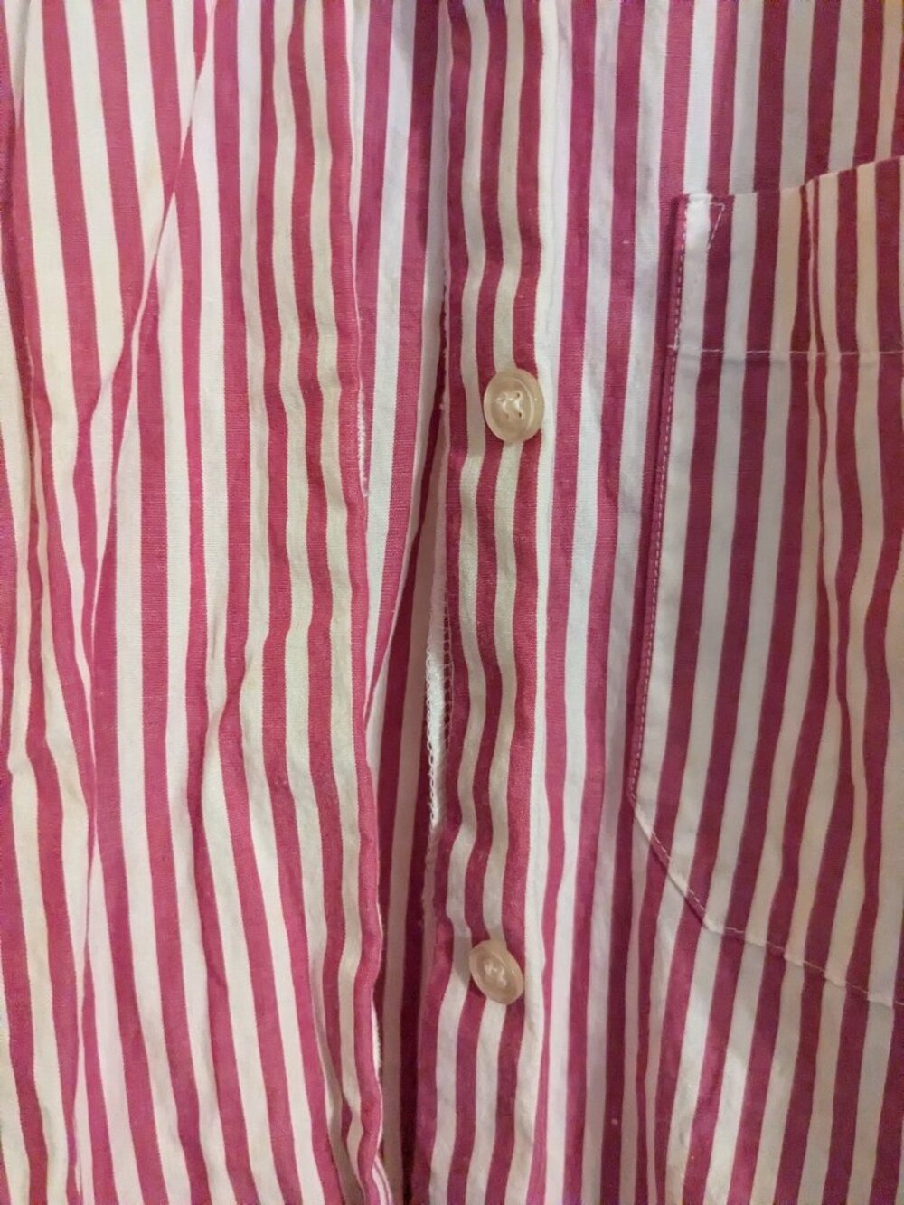 Cute button down. - Picture 4 of 5